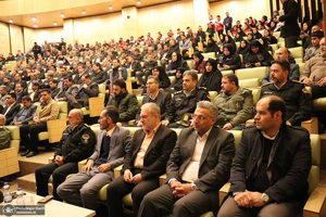 نشست مدیران و اعضای شورای ادارای استان مرکزی در بیت تاریخی امام خمینی (س)