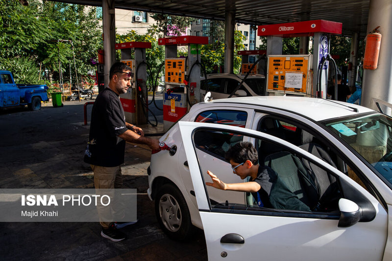 جریان عادی زندگی در شهر تهران...