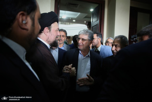 حاشیهتجدید میثاق رئیس و جمعی از نمایندگان مجلس شورای اسلامی با آرمان‌های امام خمینی(س)