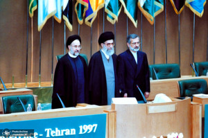 شهید آیت الله العظمی سید علی خامنه ای (ره) به روایت تصویر -1