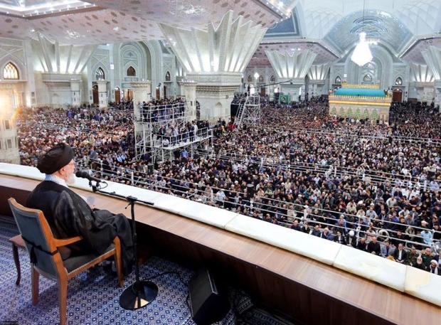 قرار الشعب الإیرانی بیده وتخصیب إیران للیورانیوم لا شأن لأمریکا به