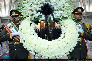 ادای احترام حسن روحانی به امام خمینی و رییس فقید مجمع تشخیص مصلحت نظام