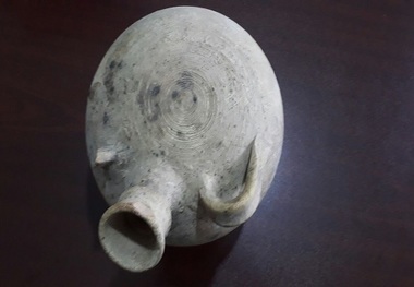 کشف کوزه سفالی با قدمت بیش از 1500 سال در محوطه تاریخی فرهادگرد فریمان