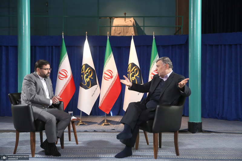 گفتگو حضور با سید محمد صدر