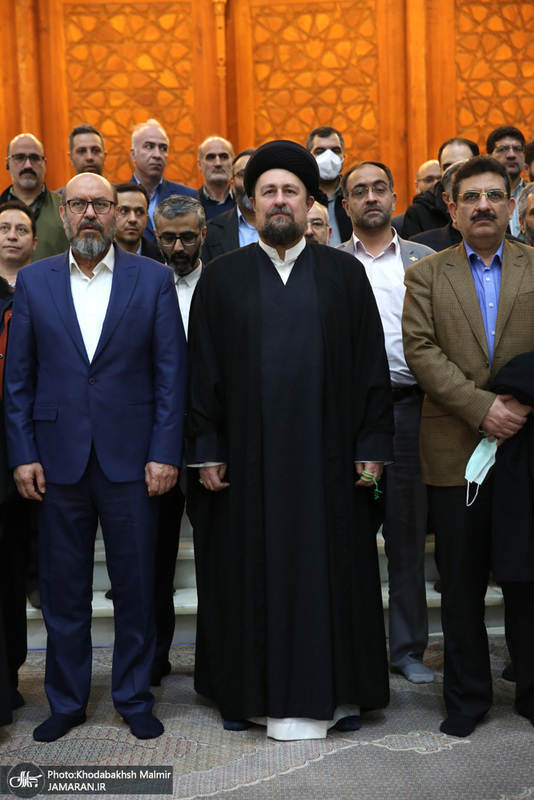 دیداررئیس و جمعی از کارکنان بنیاد مستضعفان با سید حسن خمینی