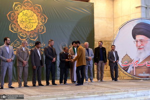 اختتامیه اولین دوره مسابقات قرآن کریم ویژه مهاجرین در حرم مطهر امام خمینی