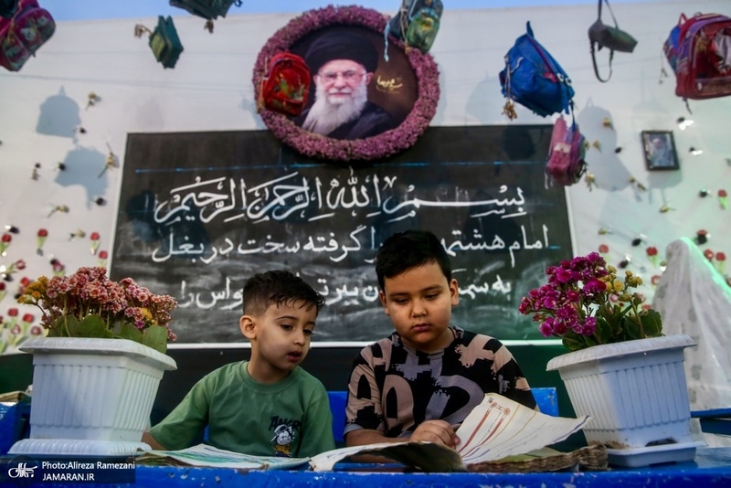 حال و هواى حرم مطهر رضوی در شام ولادت امام رضا (ع)