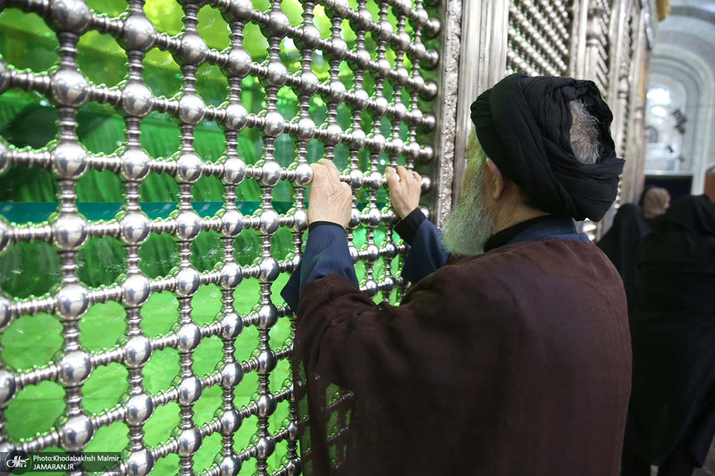مراسم سوگواری شب اربعین حسینی(ع) در حرم امام خمینی(س)