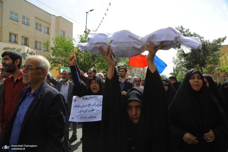 راهپیمایی نمازگزاران قمی در محکومیت جنایات رژیم صهیونیستی