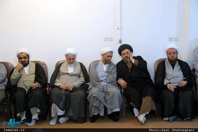 سلسله نشست های علمی موسسه مفتاح کرامت با سخنرانی حجت الاسلام و المسلمین مسیح بروجردی