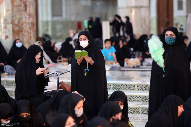 مراسم احیای شب بیست و یکم ماه رمضان در حرم مطهر امام خمینی (س)