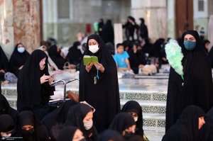 مراسم احیای شب بیست و یکم ماه رمضان در حرم مطهر امام خمینی (س)