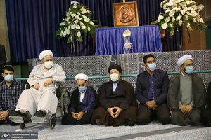 مراسم تشییع حجت الاسلام و المسلمین محتشمی پور در حسینیه جماران