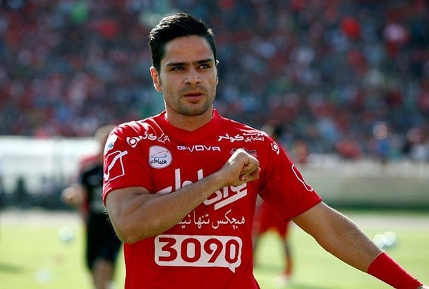 کامیابی‌نیا با گرشاسبی در ساختمان پرسپولیس مذاکره کرد