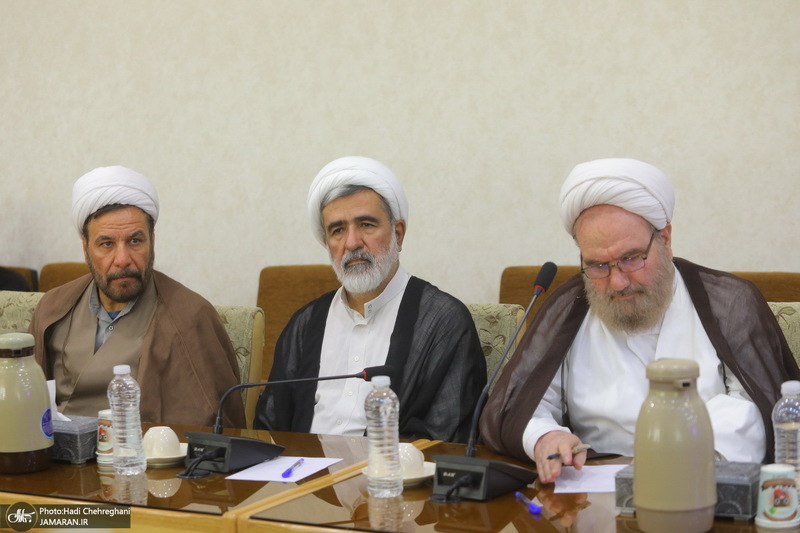 سفر رئیس جمهوری به قم و دیدار با مراجع و علما -2