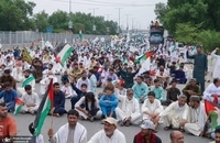 راهپیمایی بزرگ میلاد پیامبر (ص) در پاکستان (8)