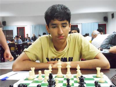 شطرنجباز جوان همدانی تاریخ ساز شد