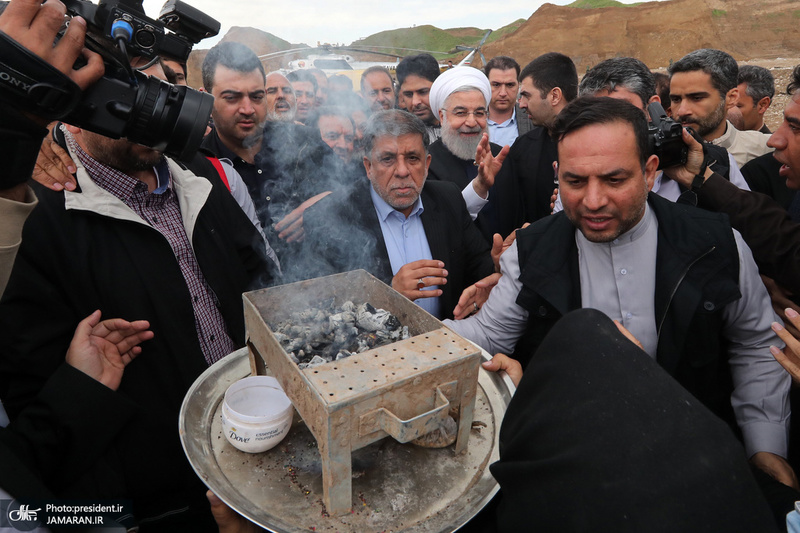 بازدید روحانی از مناطق سیل زده استان لرستان