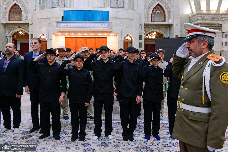جشن عبادت و تکلیف فرزندان کارکنان معاونت پشتیبانی سپاه در حرم امام خمینی (س)