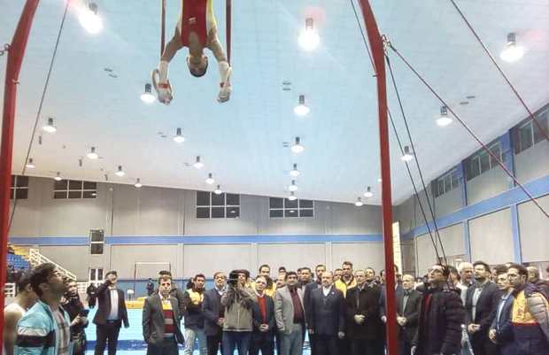 سالن ژیمناستیک در مشهد با حضور وزیر ورزش بهره برداری شد