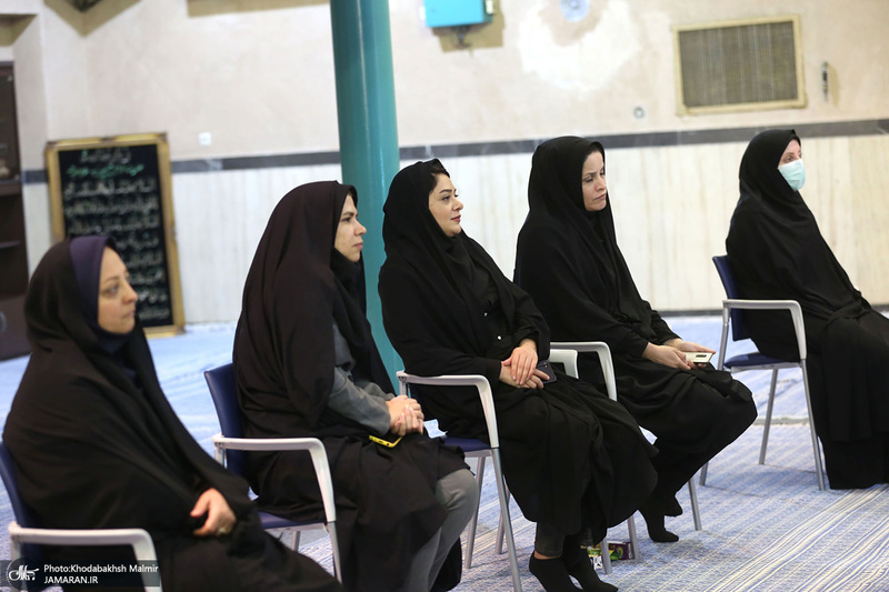 تجدید میثاق اساتید و دانشجویان پژوهشکده امام خمینی و انقلاب اسلامی با آرمان های بنیانگذار جمهوری اسلامی