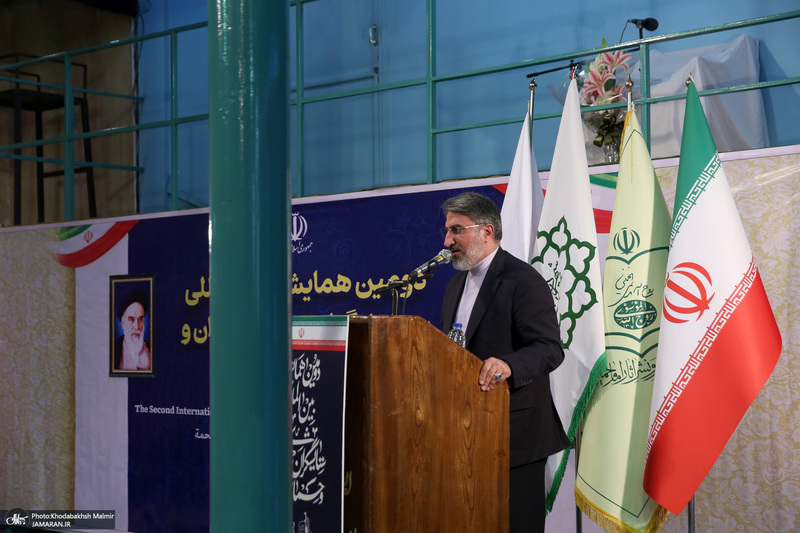 دومین همایش بین المللی ستایشگران حماسی خوان و حماسی ساز در حسینیه جماران- 1