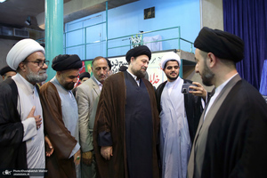 دیدار جمعی از طلاب حوزه علمیه نجف اشرف با سید حسن خمینی‎