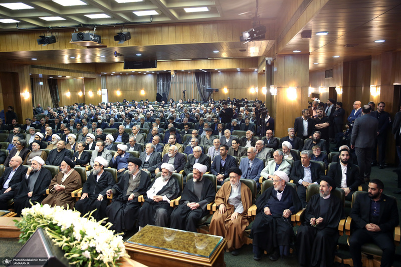 مراسم چهلمین روز درگذشت آیت الله بجنوردی در دائره المعارف بزرگ اسلامی - 1