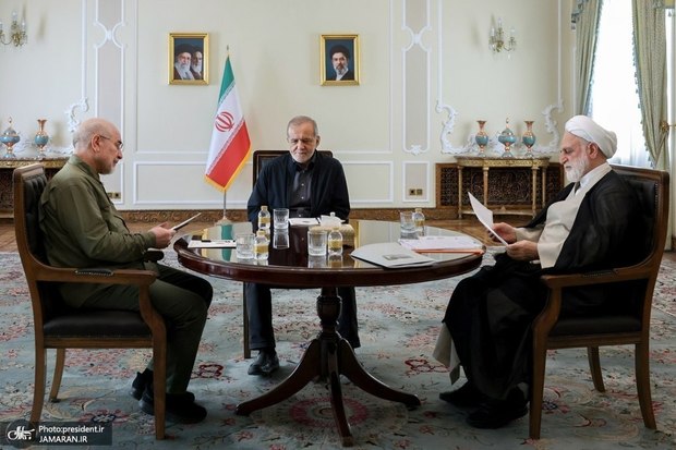 جلسه سران قوا برگزار شد + تصاویر (12 مهر 1405)