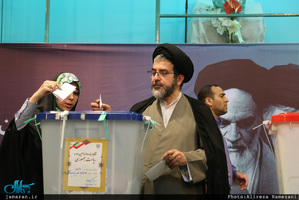 انتخابات ریاست جمهوری و پنجمین دوره‌ی انتخابات شوراهای اسلامی-حسینیه جماران