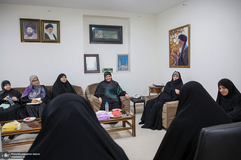 دیدار جمعی از فعالان زن کشور عراق دکتر فاطمه طباطبایی