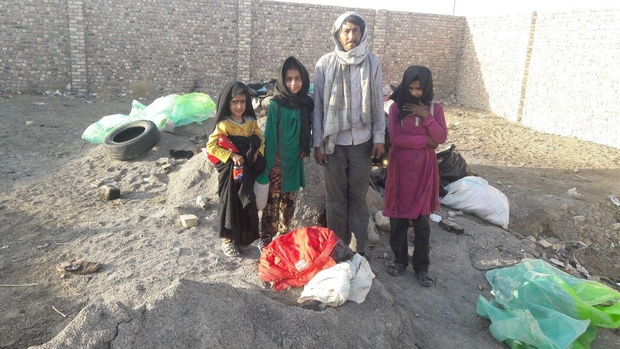 داستان زندگی پر رنج دختران زابلی/ عکس