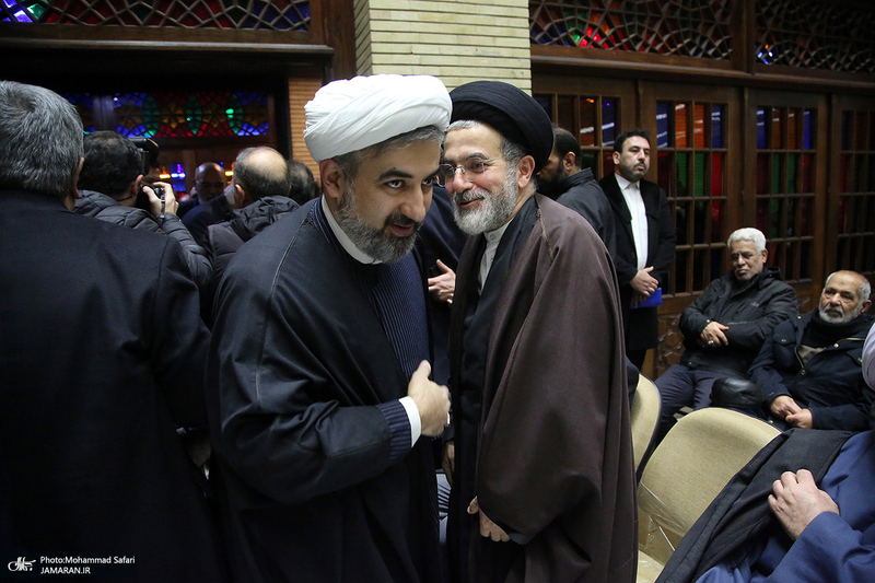 مراسم ترحیم مادر محمد شریعتمداری