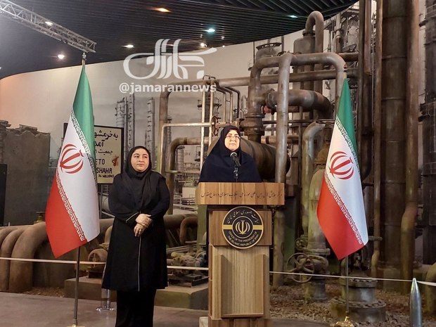 سخنگوی دولت: ابلاغ بازگشایی اینترنت انجام شد/ باید نسبت به زنان رویکرد متفاوتی داشته باشیم/ شاهد همدلی مردم هستیم