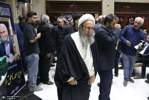 مراسم ختم احمد ناطق نوری