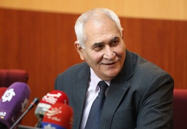 رئیس فدراسیون جهانی وزنه برداری: خواسته‌های ایران را برآورده می‌کنم/ برای ادای احترام به ایران آمده ام