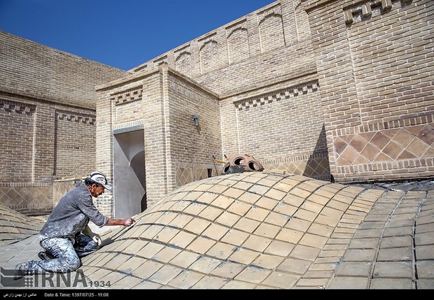 دست مرمت بر چهره حمام تاریخی نظام