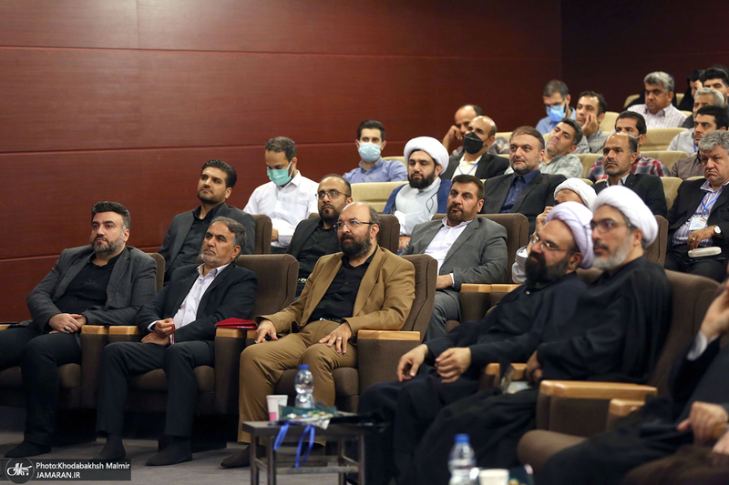 دیدار رئیس و کارکنان موسسه‎ تنظیم و نشر آثار امام خمینی با سید حسن خمینی