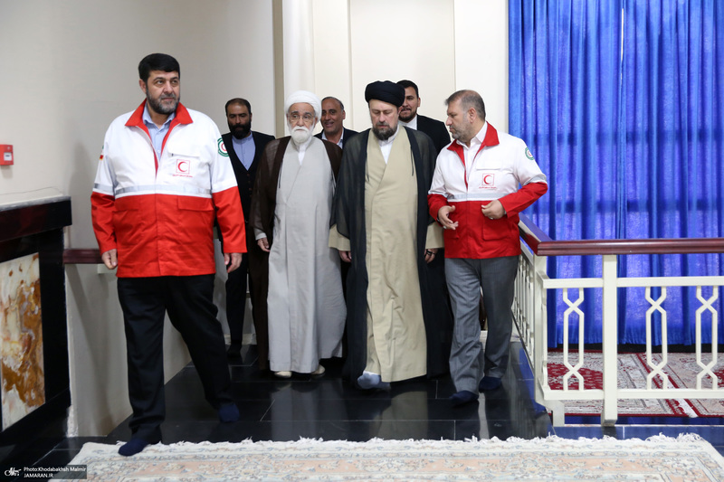دیدار رییس و امدادگران جمعیت هلال احمر با سید حسن خمینی
