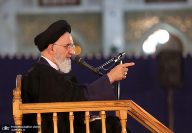 ما با هیچ کس سر جنگ نداریم، اما به کسی باج نمی دهیم