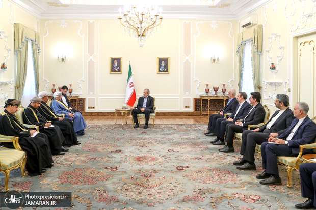 پزشکیان در دیدار وزیر کشور عمان: ایران و عمان در فراز و نشیب‌های منطقه‌ای، همواره یاور یکدیگر بوده‌اند