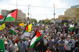 راهپیمایی نمازگزاران قمی در محکومیت جنایات رژیم صهیونیستی