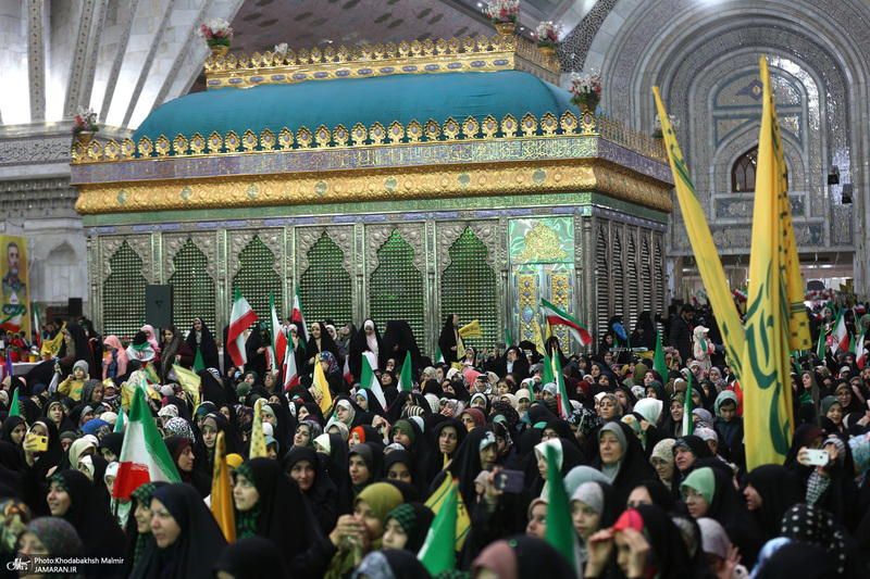 اجتماع باشکوه نوجوانان آرمانی لشکر قدس در حرم مطهر امام خمینی (س)