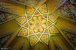 آرامگاه باباطاهر همدان