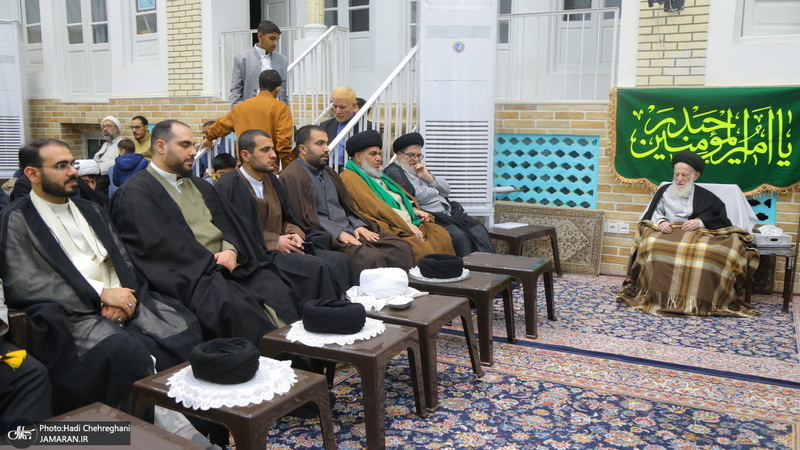 عمامه گذاری طلاب توسط مراجع عظام تقلید در روز میلاد امام علی (ع)‎