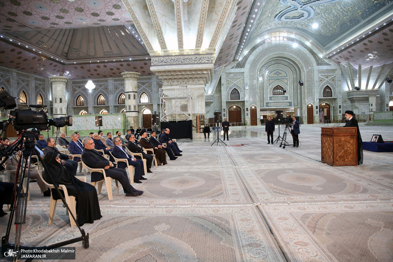 تجدید میثاق رئیس جمهور و اعضای دولت با آرمان های حضرت امام خمینی (س)