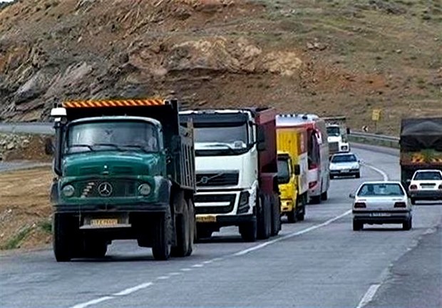 روند بازگشت کامیون داران به کار خود آغاز شده است