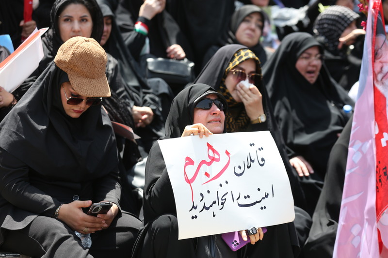 مراسم وداع با رهبر شهید انقلاب در مصلی تهران
