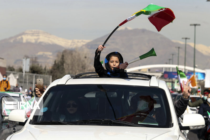 راهپیمایی 22 بهمن در تهران -1