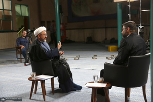 گفتگو با رئیس موسسه تنظیم و نشر آثار امام خمینی (س)  در حسینیه جماران